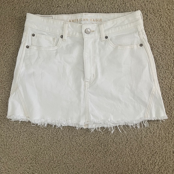 White Denim American Eagle Skirt - Picture 1 of 3